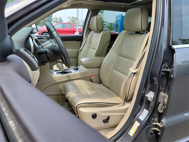 2017 Jeep Grand Cherokee Overland, available for sale in Avon, Connecticut | Sullivan Automotive Group. Avon, Connecticut 2017 Jeep Grand Cherokee Overland, available for sale in Avon, Connecticut | Sullivan Automotive Group. Avon, Connecticut