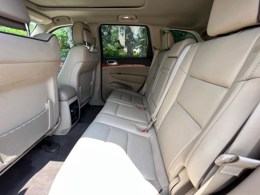 2011 Jeep Grand Cherokee 4WD 4dr Overland, available for sale in Waterbury, Connecticut | Platinum Auto Care. Waterbury, Connecticut 2011 Jeep Grand Cherokee 4WD 4dr Overland, available for sale in Waterbury, Connecticut | Platinum Auto Care. Waterbury, Connecticut