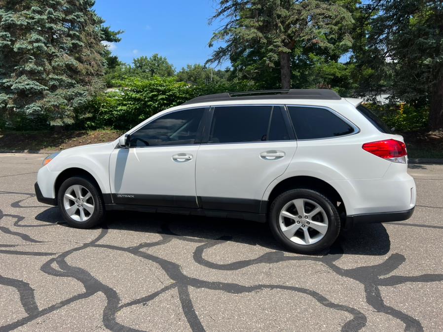 2013 Subaru Outback 4dr Wgn H4 Auto 2.5i Premium, available for sale in Waterbury, Connecticut | Platinum Auto Care. Waterbury, Connecticut 2013 Subaru Outback 4dr Wgn H4 Auto 2.5i Premium, available for sale in Waterbury, Connecticut | Platinum Auto Care. Waterbury, Connecticut