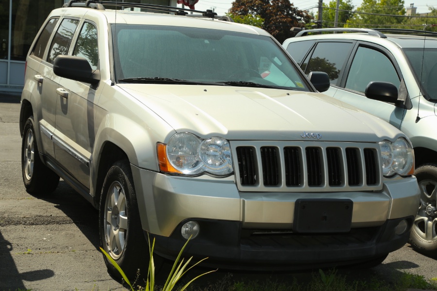 Used 2010 Jeep Grand Cherokee in West Babylon, New York | Boss Auto Sales. West Babylon, New York