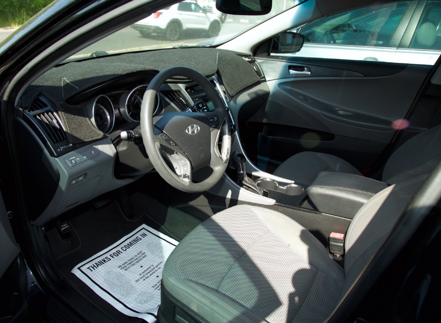 2011 Hyundai Sonata 4dr Sdn 2.4L Auto GLS, available for sale in West Babylon, New York | Boss Auto Sales. West Babylon, New York 2011 Hyundai Sonata 4dr Sdn 2.4L Auto GLS, available for sale in West Babylon, New York | Boss Auto Sales. West Babylon, New York