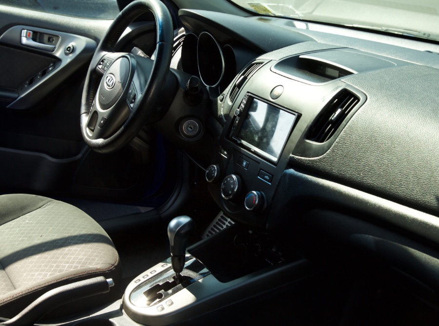 2010 Kia Forte 4dr Sdn Auto SX, available for sale in West Babylon, New York | Boss Auto Sales. West Babylon, New York 2010 Kia Forte 4dr Sdn Auto SX, available for sale in West Babylon, New York | Boss Auto Sales. West Babylon, New York