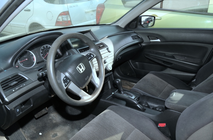 2009 Honda Accord Sdn 4dr I4 Auto LX PZEV, available for sale in West Babylon, New York | Boss Auto Sales. West Babylon, New York 2009 Honda Accord Sdn 4dr I4 Auto LX PZEV, available for sale in West Babylon, New York | Boss Auto Sales. West Babylon, New York