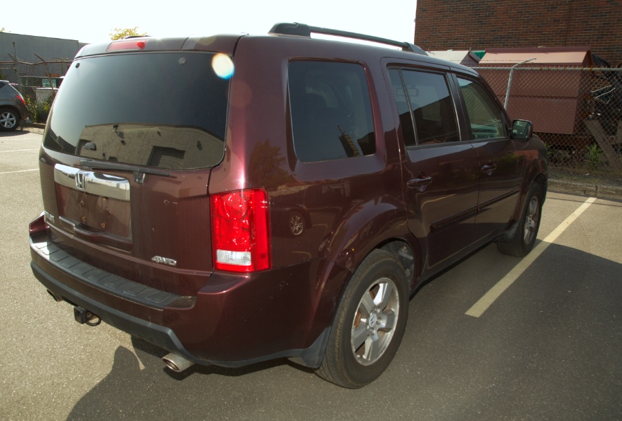 2011 Honda Pilot 4WD 4dr EX-L w/RES, available for sale in West Babylon, New York | Boss Auto Sales. West Babylon, New York 2011 Honda Pilot 4WD 4dr EX-L w/RES, available for sale in West Babylon, New York | Boss Auto Sales. West Babylon, New York