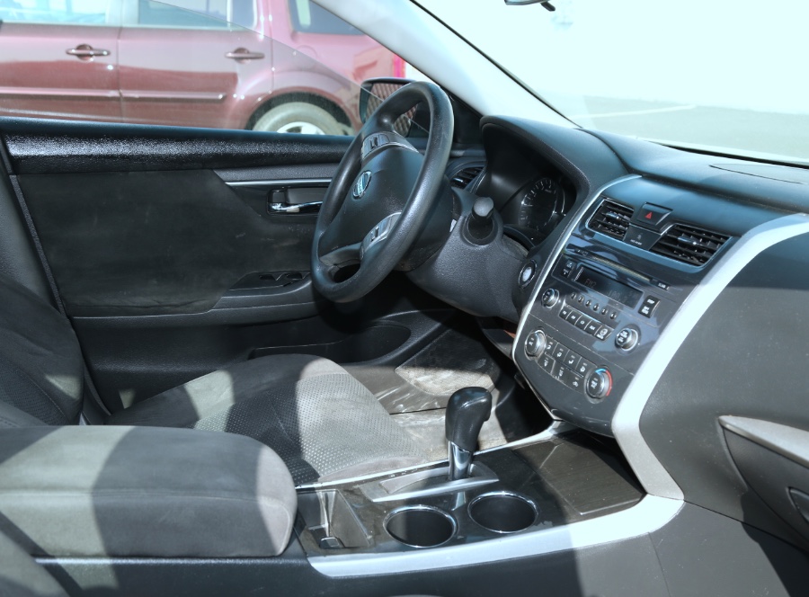 2014 Nissan Altima 4dr Sdn I4 2.5 S, available for sale in West Babylon, New York | Boss Auto Sales. West Babylon, New York 2014 Nissan Altima 4dr Sdn I4 2.5 S, available for sale in West Babylon, New York | Boss Auto Sales. West Babylon, New York