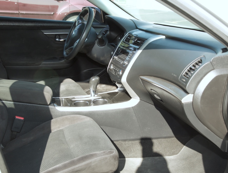 2014 Nissan Altima 4dr Sdn I4 2.5 S, available for sale in West Babylon, New York | Boss Auto Sales. West Babylon, New York 2014 Nissan Altima 4dr Sdn I4 2.5 S, available for sale in West Babylon, New York | Boss Auto Sales. West Babylon, New York