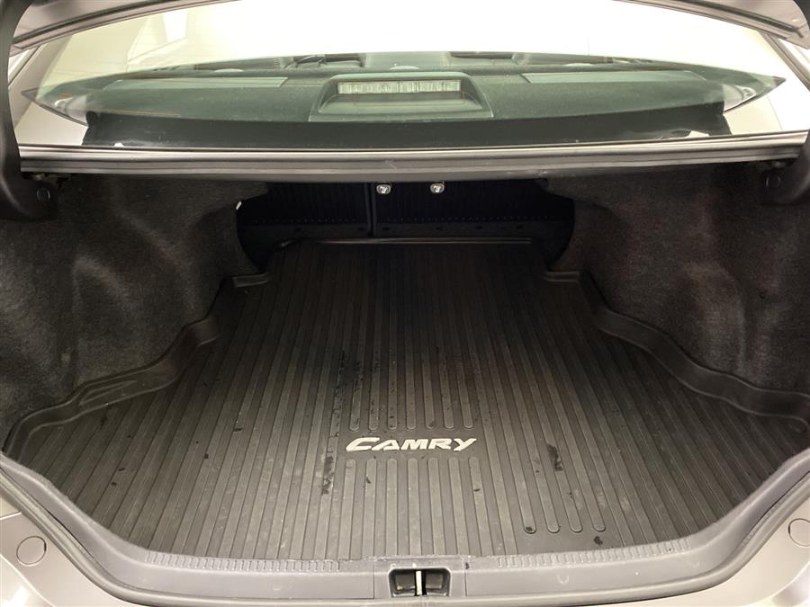 2017 Toyota Camry SE, available for sale in Naugatuck, Connecticut | J&M Automotive Sls&Svc LLC. Naugatuck, Connecticut 2017 Toyota Camry SE, available for sale in Naugatuck, Connecticut | J&M Automotive Sls&Svc LLC. Naugatuck, Connecticut