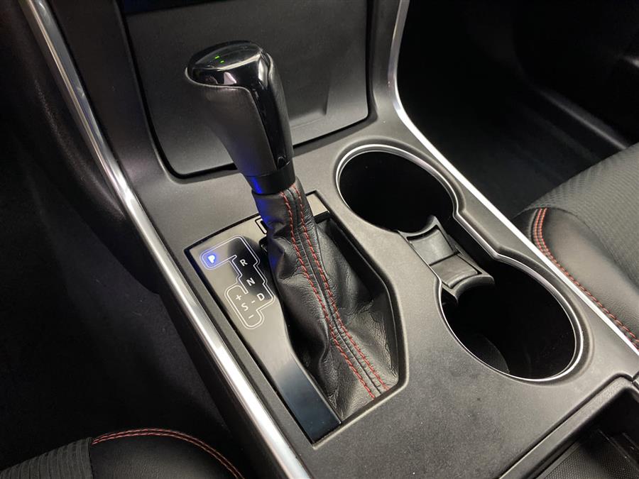 2017 Toyota Camry SE, available for sale in Naugatuck, Connecticut | J&M Automotive Sls&Svc LLC. Naugatuck, Connecticut 2017 Toyota Camry SE, available for sale in Naugatuck, Connecticut | J&M Automotive Sls&Svc LLC. Naugatuck, Connecticut