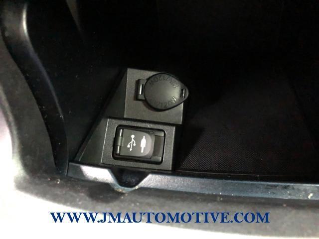 2015 Toyota Camry Hybrid LE, available for sale in Naugatuck, Connecticut | J&M Automotive Sls&Svc LLC. Naugatuck, Connecticut 2015 Toyota Camry Hybrid LE, available for sale in Naugatuck, Connecticut | J&M Automotive Sls&Svc LLC. Naugatuck, Connecticut