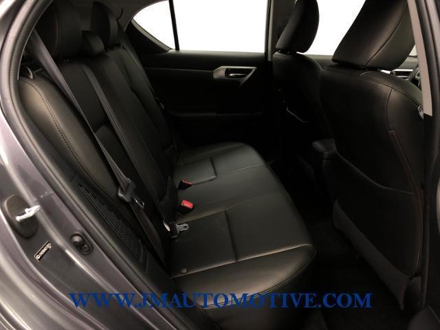 2013 Lexus Ct 200h Hybrid, available for sale in Naugatuck, Connecticut | J&M Automotive Sls&Svc LLC. Naugatuck, Connecticut 2013 Lexus Ct 200h Hybrid, available for sale in Naugatuck, Connecticut | J&M Automotive Sls&Svc LLC. Naugatuck, Connecticut
