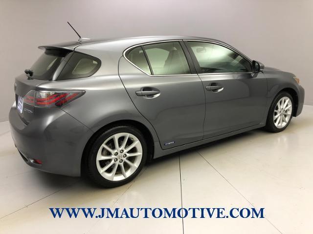 2013 Lexus Ct 200h Hybrid, available for sale in Naugatuck, Connecticut | J&M Automotive Sls&Svc LLC. Naugatuck, Connecticut 2013 Lexus Ct 200h Hybrid, available for sale in Naugatuck, Connecticut | J&M Automotive Sls&Svc LLC. Naugatuck, Connecticut