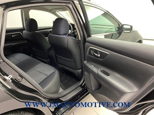 2017 Nissan Altima 2.5 SV, available for sale in Naugatuck, Connecticut | J&M Automotive Sls&Svc LLC. Naugatuck, Connecticut 2017 Nissan Altima 2.5 SV, available for sale in Naugatuck, Connecticut | J&M Automotive Sls&Svc LLC. Naugatuck, Connecticut