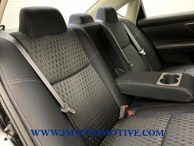 2017 Nissan Altima 2.5 SV, available for sale in Naugatuck, Connecticut | J&M Automotive Sls&Svc LLC. Naugatuck, Connecticut 2017 Nissan Altima 2.5 SV, available for sale in Naugatuck, Connecticut | J&M Automotive Sls&Svc LLC. Naugatuck, Connecticut