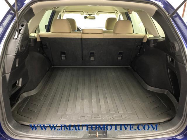 2016 Subaru Outback 2.5i Premium, available for sale in Naugatuck, Connecticut | J&M Automotive Sls&Svc LLC. Naugatuck, Connecticut 2016 Subaru Outback 2.5i Premium, available for sale in Naugatuck, Connecticut | J&M Automotive Sls&Svc LLC. Naugatuck, Connecticut
