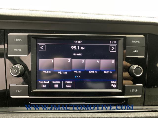 2019 Volkswagen Jetta R-Line, available for sale in Naugatuck, Connecticut | J&M Automotive Sls&Svc LLC. Naugatuck, Connecticut 2019 Volkswagen Jetta R-Line, available for sale in Naugatuck, Connecticut | J&M Automotive Sls&Svc LLC. Naugatuck, Connecticut