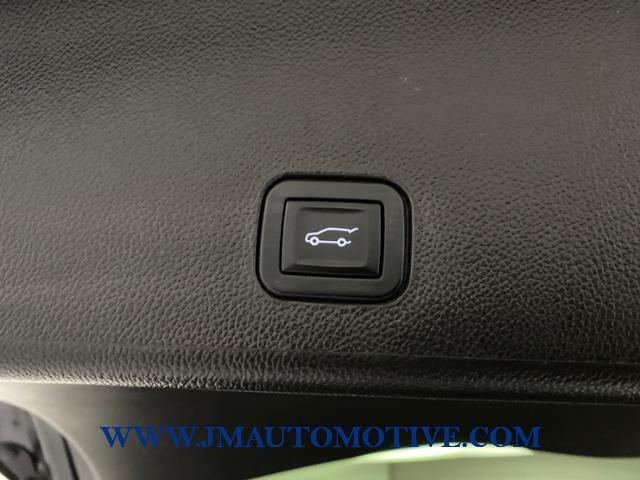 2015 Cadillac Srx Luxury Collection, available for sale in Naugatuck, Connecticut | J&M Automotive Sls&Svc LLC. Naugatuck, Connecticut 2015 Cadillac Srx Luxury Collection, available for sale in Naugatuck, Connecticut | J&M Automotive Sls&Svc LLC. Naugatuck, Connecticut