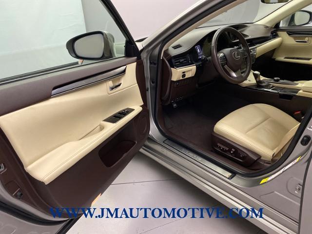 2018 Lexus Es , available for sale in Naugatuck, Connecticut | J&M Automotive Sls&Svc LLC. Naugatuck, Connecticut 2018 Lexus Es , available for sale in Naugatuck, Connecticut | J&M Automotive Sls&Svc LLC. Naugatuck, Connecticut