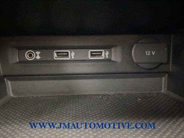 2018 Volkswagen Tiguan SEL, available for sale in Naugatuck, Connecticut | J&M Automotive Sls&Svc LLC. Naugatuck, Connecticut 2018 Volkswagen Tiguan SEL, available for sale in Naugatuck, Connecticut | J&M Automotive Sls&Svc LLC. Naugatuck, Connecticut