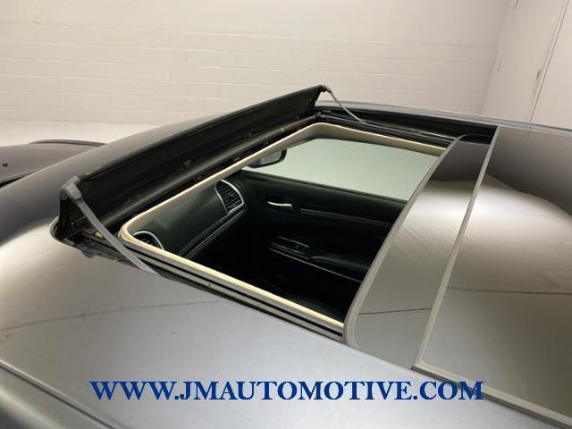 2018 Chrysler 300 Limited, available for sale in Naugatuck, Connecticut | J&M Automotive Sls&Svc LLC. Naugatuck, Connecticut 2018 Chrysler 300 Limited, available for sale in Naugatuck, Connecticut | J&M Automotive Sls&Svc LLC. Naugatuck, Connecticut