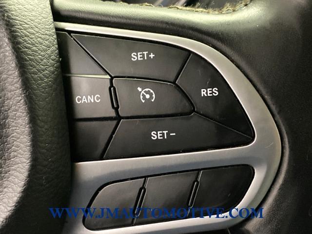 2018 Chrysler 300 Limited, available for sale in Naugatuck, Connecticut | J&M Automotive Sls&Svc LLC. Naugatuck, Connecticut 2018 Chrysler 300 Limited, available for sale in Naugatuck, Connecticut | J&M Automotive Sls&Svc LLC. Naugatuck, Connecticut