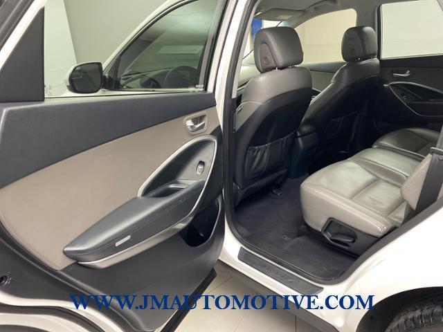 2016 Hyundai Santa Fe SE, available for sale in Naugatuck, Connecticut | J&M Automotive Sls&Svc LLC. Naugatuck, Connecticut 2016 Hyundai Santa Fe SE, available for sale in Naugatuck, Connecticut | J&M Automotive Sls&Svc LLC. Naugatuck, Connecticut