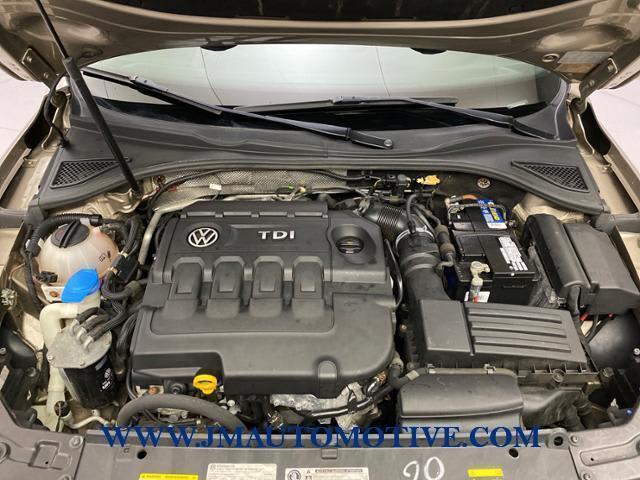 2015 Volkswagen Passat 2.0L TDI SE w/Sunroof, available for sale in Naugatuck, Connecticut | J&M Automotive Sls&Svc LLC. Naugatuck, Connecticut 2015 Volkswagen Passat 2.0L TDI SE w/Sunroof, available for sale in Naugatuck, Connecticut | J&M Automotive Sls&Svc LLC. Naugatuck, Connecticut