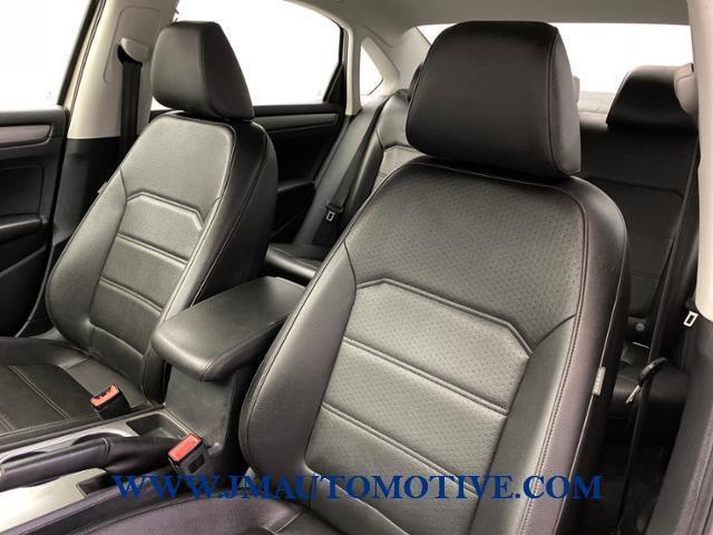 2015 Volkswagen Passat 2.0L TDI SE w/Sunroof, available for sale in Naugatuck, Connecticut | J&M Automotive Sls&Svc LLC. Naugatuck, Connecticut 2015 Volkswagen Passat 2.0L TDI SE w/Sunroof, available for sale in Naugatuck, Connecticut | J&M Automotive Sls&Svc LLC. Naugatuck, Connecticut