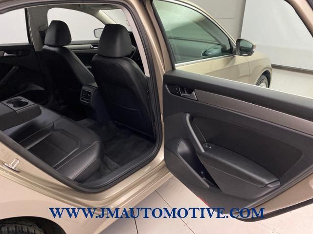 2015 Volkswagen Passat 2.0L TDI SE w/Sunroof, available for sale in Naugatuck, Connecticut | J&M Automotive Sls&Svc LLC. Naugatuck, Connecticut 2015 Volkswagen Passat 2.0L TDI SE w/Sunroof, available for sale in Naugatuck, Connecticut | J&M Automotive Sls&Svc LLC. Naugatuck, Connecticut