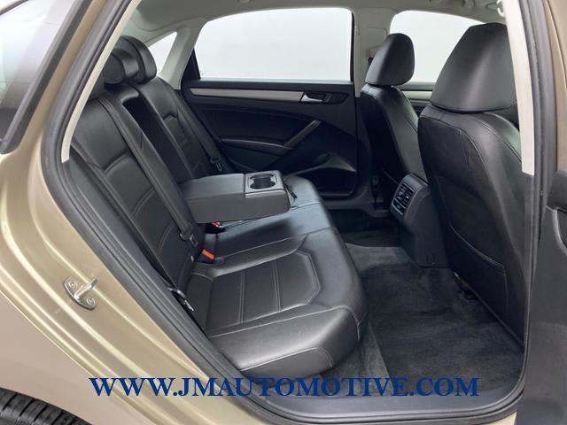 2015 Volkswagen Passat 2.0L TDI SE w/Sunroof, available for sale in Naugatuck, Connecticut | J&M Automotive Sls&Svc LLC. Naugatuck, Connecticut 2015 Volkswagen Passat 2.0L TDI SE w/Sunroof, available for sale in Naugatuck, Connecticut | J&M Automotive Sls&Svc LLC. Naugatuck, Connecticut