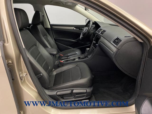 2015 Volkswagen Passat 2.0L TDI SE w/Sunroof, available for sale in Naugatuck, Connecticut | J&M Automotive Sls&Svc LLC. Naugatuck, Connecticut 2015 Volkswagen Passat 2.0L TDI SE w/Sunroof, available for sale in Naugatuck, Connecticut | J&M Automotive Sls&Svc LLC. Naugatuck, Connecticut
