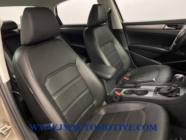 2015 Volkswagen Passat 2.0L TDI SE w/Sunroof, available for sale in Naugatuck, Connecticut | J&M Automotive Sls&Svc LLC. Naugatuck, Connecticut 2015 Volkswagen Passat 2.0L TDI SE w/Sunroof, available for sale in Naugatuck, Connecticut | J&M Automotive Sls&Svc LLC. Naugatuck, Connecticut