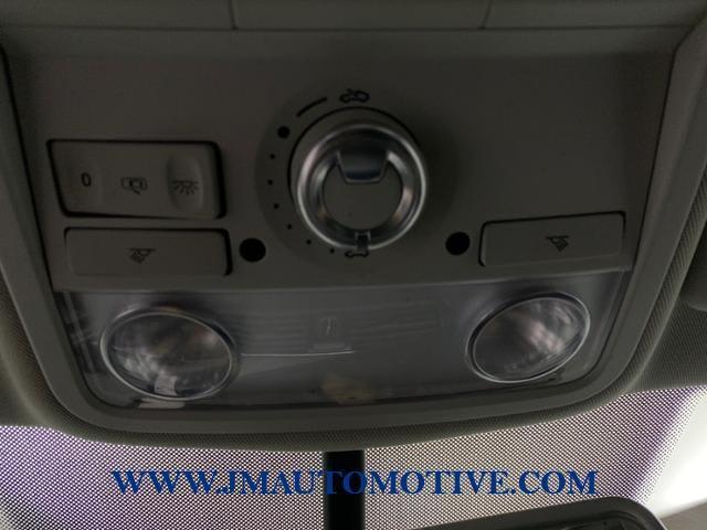 2015 Volkswagen Passat 2.0L TDI SE w/Sunroof, available for sale in Naugatuck, Connecticut | J&M Automotive Sls&Svc LLC. Naugatuck, Connecticut 2015 Volkswagen Passat 2.0L TDI SE w/Sunroof, available for sale in Naugatuck, Connecticut | J&M Automotive Sls&Svc LLC. Naugatuck, Connecticut
