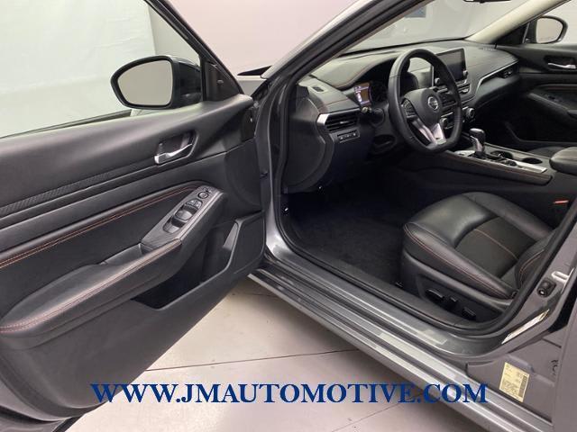 2020 Nissan Altima 2.5 SR, available for sale in Naugatuck, Connecticut | J&M Automotive Sls&Svc LLC. Naugatuck, Connecticut 2020 Nissan Altima 2.5 SR, available for sale in Naugatuck, Connecticut | J&M Automotive Sls&Svc LLC. Naugatuck, Connecticut