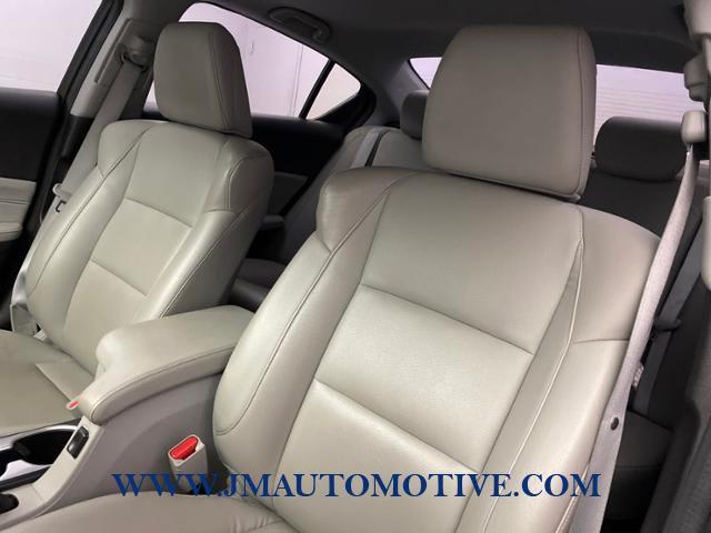2017 Acura Ilx 4D SEDAN, available for sale in Naugatuck, Connecticut | J&M Automotive Sls&Svc LLC. Naugatuck, Connecticut 2017 Acura Ilx 4D SEDAN, available for sale in Naugatuck, Connecticut | J&M Automotive Sls&Svc LLC. Naugatuck, Connecticut