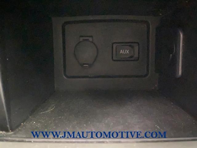 2011 Toyota Camry LE, available for sale in Naugatuck, Connecticut | J&M Automotive Sls&Svc LLC. Naugatuck, Connecticut 2011 Toyota Camry LE, available for sale in Naugatuck, Connecticut | J&M Automotive Sls&Svc LLC. Naugatuck, Connecticut
