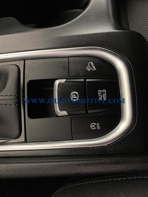 2020 Hyundai Santa Fe SE, available for sale in Naugatuck, Connecticut | J&M Automotive Sls&Svc LLC. Naugatuck, Connecticut 2020 Hyundai Santa Fe SE, available for sale in Naugatuck, Connecticut | J&M Automotive Sls&Svc LLC. Naugatuck, Connecticut