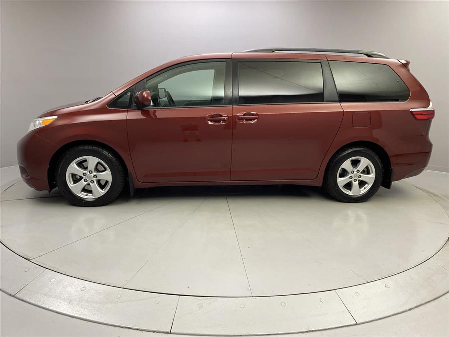 2016 Toyota Sienna LE, available for sale in Naugatuck, Connecticut | J&M Automotive Sls&Svc LLC. Naugatuck, Connecticut 2016 Toyota Sienna LE, available for sale in Naugatuck, Connecticut | J&M Automotive Sls&Svc LLC. Naugatuck, Connecticut