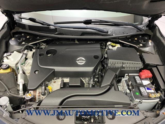 2015 Nissan Altima 2.5 SL, available for sale in Naugatuck, Connecticut | J&M Automotive Sls&Svc LLC. Naugatuck, Connecticut 2015 Nissan Altima 2.5 SL, available for sale in Naugatuck, Connecticut | J&M Automotive Sls&Svc LLC. Naugatuck, Connecticut