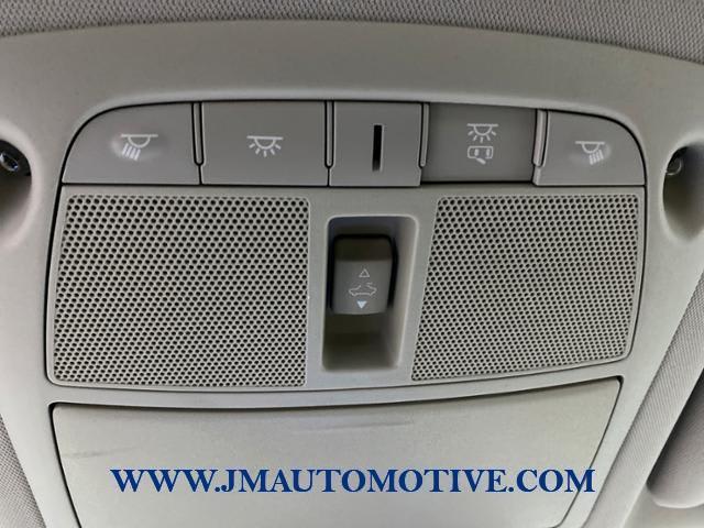 2015 Nissan Altima 2.5 SL, available for sale in Naugatuck, Connecticut | J&M Automotive Sls&Svc LLC. Naugatuck, Connecticut 2015 Nissan Altima 2.5 SL, available for sale in Naugatuck, Connecticut | J&M Automotive Sls&Svc LLC. Naugatuck, Connecticut