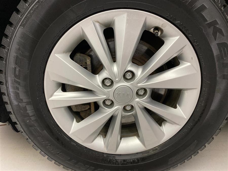 2017 Kia Sedona LX, available for sale in Naugatuck, Connecticut | J&M Automotive Sls&Svc LLC. Naugatuck, Connecticut 2017 Kia Sedona LX, available for sale in Naugatuck, Connecticut | J&M Automotive Sls&Svc LLC. Naugatuck, Connecticut