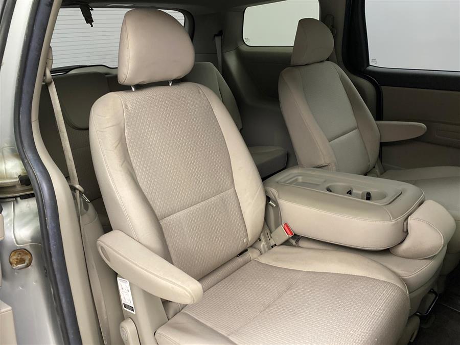 2017 Kia Sedona LX, available for sale in Naugatuck, Connecticut | J&M Automotive Sls&Svc LLC. Naugatuck, Connecticut 2017 Kia Sedona LX, available for sale in Naugatuck, Connecticut | J&M Automotive Sls&Svc LLC. Naugatuck, Connecticut