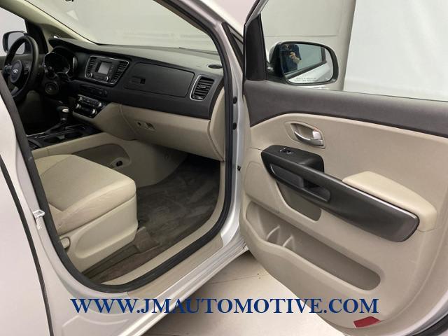 2017 Kia Sedona LX, available for sale in Naugatuck, Connecticut | J&M Automotive Sls&Svc LLC. Naugatuck, Connecticut 2017 Kia Sedona LX, available for sale in Naugatuck, Connecticut | J&M Automotive Sls&Svc LLC. Naugatuck, Connecticut