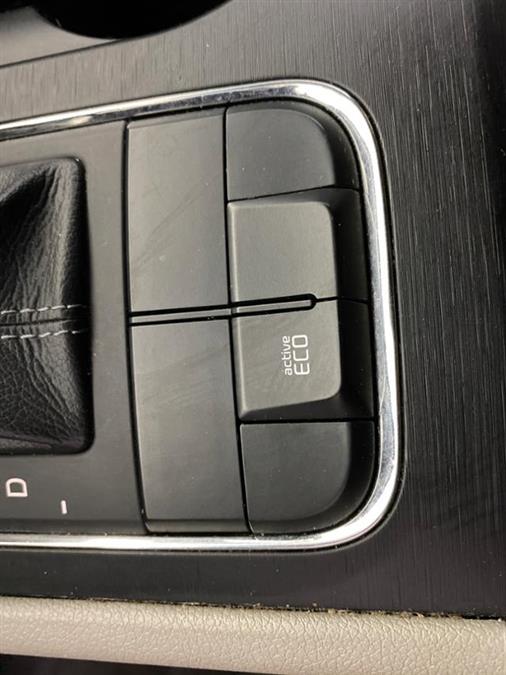 2017 Kia Sedona LX, available for sale in Naugatuck, Connecticut | J&M Automotive Sls&Svc LLC. Naugatuck, Connecticut 2017 Kia Sedona LX, available for sale in Naugatuck, Connecticut | J&M Automotive Sls&Svc LLC. Naugatuck, Connecticut