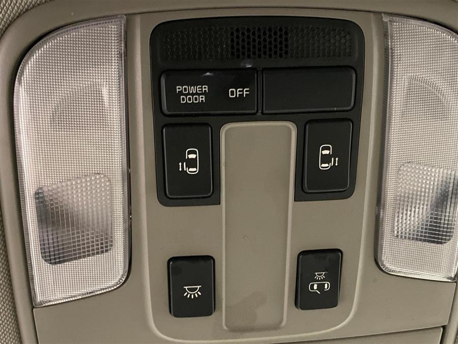 2017 Kia Sedona LX, available for sale in Naugatuck, Connecticut | J&M Automotive Sls&Svc LLC. Naugatuck, Connecticut 2017 Kia Sedona LX, available for sale in Naugatuck, Connecticut | J&M Automotive Sls&Svc LLC. Naugatuck, Connecticut