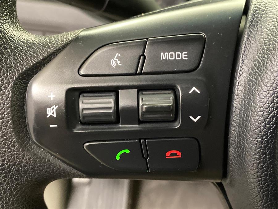 2017 Kia Sedona LX, available for sale in Naugatuck, Connecticut | J&M Automotive Sls&Svc LLC. Naugatuck, Connecticut 2017 Kia Sedona LX, available for sale in Naugatuck, Connecticut | J&M Automotive Sls&Svc LLC. Naugatuck, Connecticut