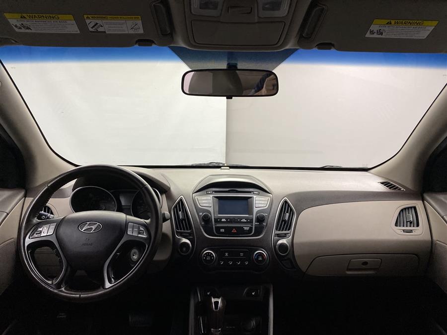2014 Hyundai Tucson SE, available for sale in Naugatuck, Connecticut | J&M Automotive Sls&Svc LLC. Naugatuck, Connecticut 2014 Hyundai Tucson SE, available for sale in Naugatuck, Connecticut | J&M Automotive Sls&Svc LLC. Naugatuck, Connecticut