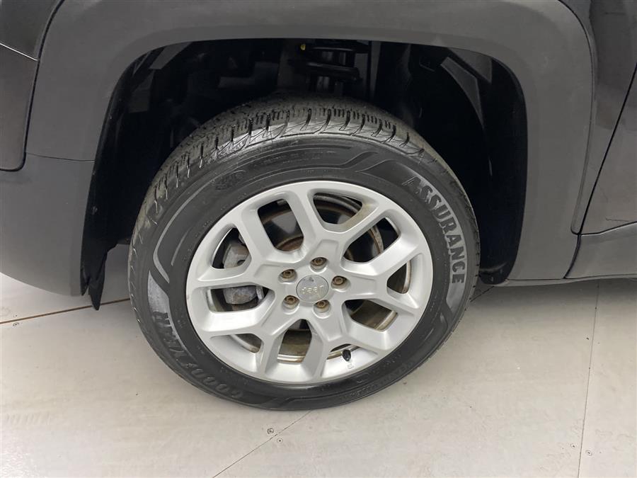 2015 Jeep Renegade Latitude, available for sale in Naugatuck, Connecticut | J&M Automotive Sls&Svc LLC. Naugatuck, Connecticut 2015 Jeep Renegade Latitude, available for sale in Naugatuck, Connecticut | J&M Automotive Sls&Svc LLC. Naugatuck, Connecticut
