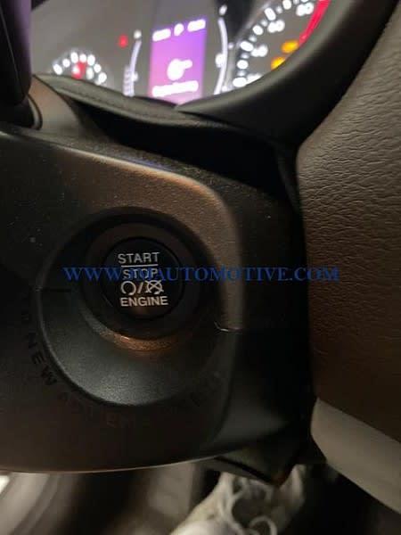 2015 Jeep Renegade Latitude, available for sale in Naugatuck, Connecticut | J&M Automotive Sls&Svc LLC. Naugatuck, Connecticut 2015 Jeep Renegade Latitude, available for sale in Naugatuck, Connecticut | J&M Automotive Sls&Svc LLC. Naugatuck, Connecticut