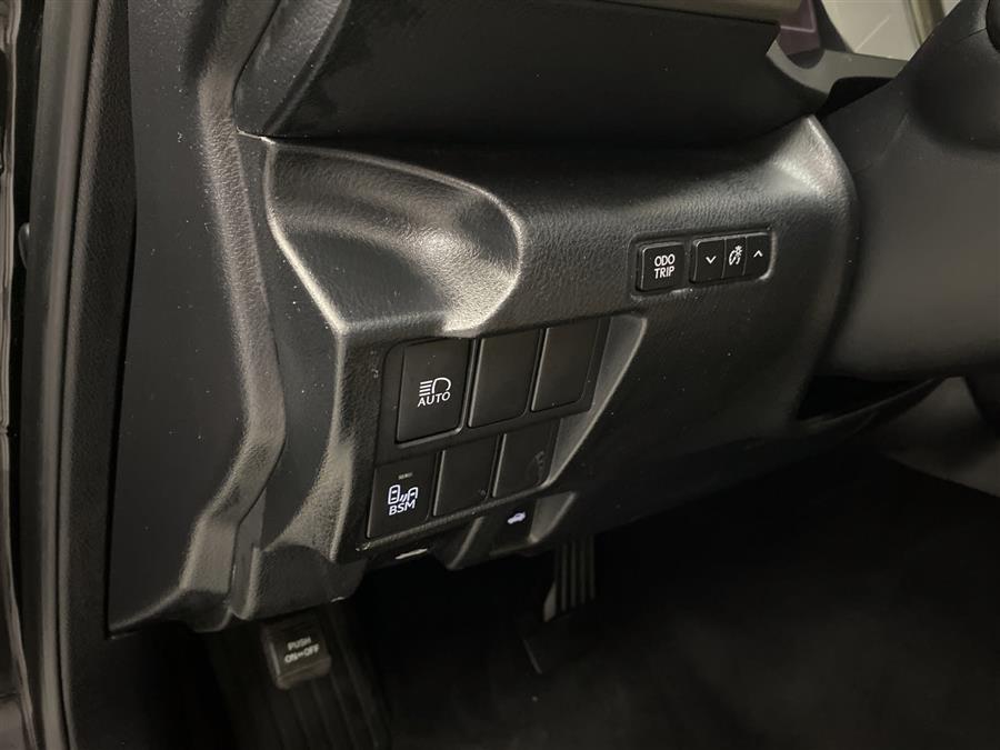 2017 Lexus Is IS 300, available for sale in Naugatuck, Connecticut | J&M Automotive Sls&Svc LLC. Naugatuck, Connecticut 2017 Lexus Is IS 300, available for sale in Naugatuck, Connecticut | J&M Automotive Sls&Svc LLC. Naugatuck, Connecticut