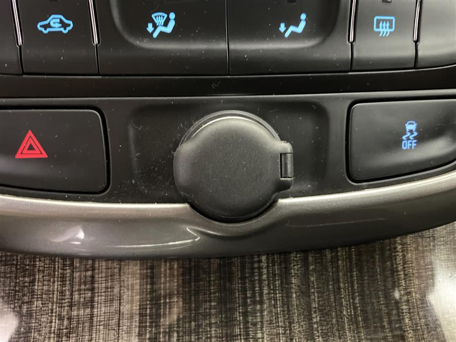 2015 Chevrolet Malibu LT, available for sale in Naugatuck, Connecticut | J&M Automotive Sls&Svc LLC. Naugatuck, Connecticut 2015 Chevrolet Malibu LT, available for sale in Naugatuck, Connecticut | J&M Automotive Sls&Svc LLC. Naugatuck, Connecticut